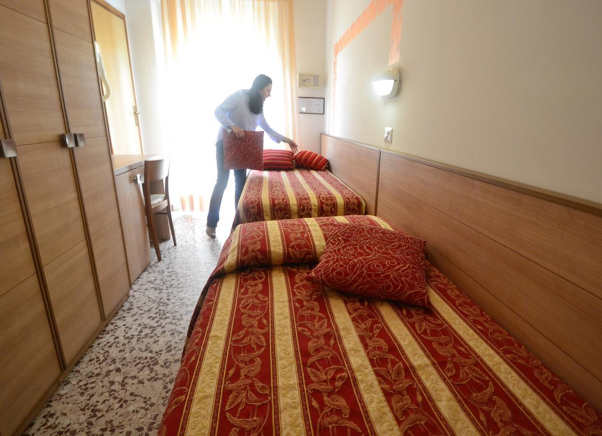 Hotel Ravello Adults Only Rimini Luaran gambar
